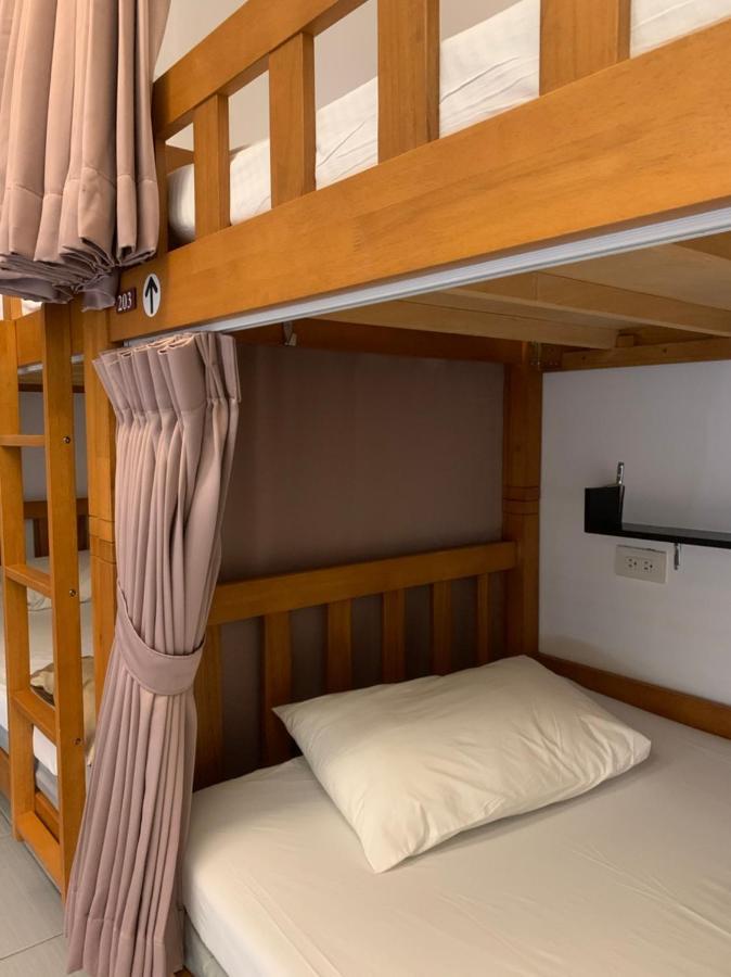 Backpacker 41 Hostel - Tchaj-čung Exteriér fotografie
