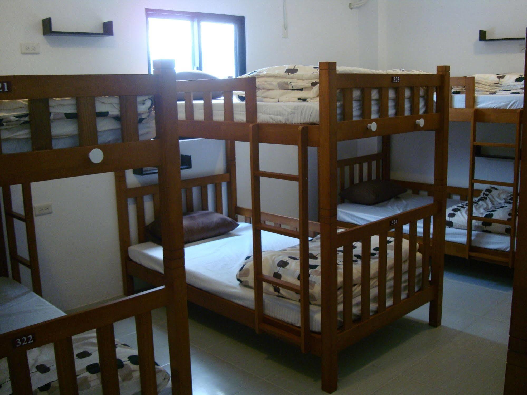 Backpacker 41 Hostel - Tchaj-čung Exteriér fotografie